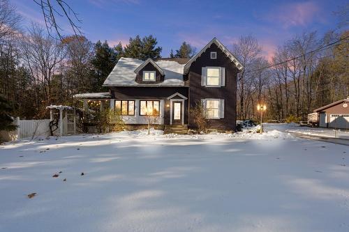 Frontage - 322 Rue Woodland, Brownsburg-Chatham, QC - Outdoor With Facade