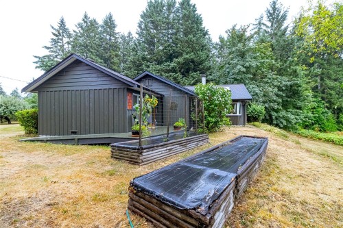 5410 Matson Rd, Ladysmith, BC 