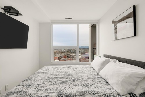 2002-777 Herald St, Victoria, BC - Indoor Photo Showing Bedroom
