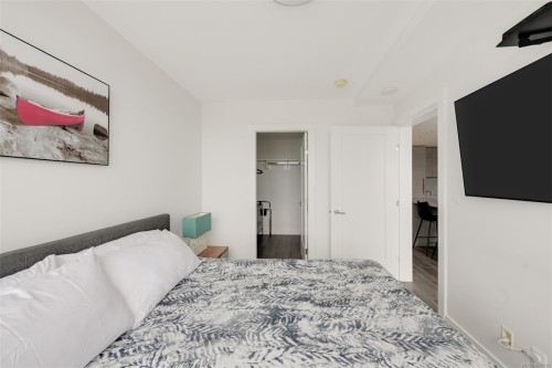 2002-777 Herald St, Victoria, BC - Indoor Photo Showing Bedroom