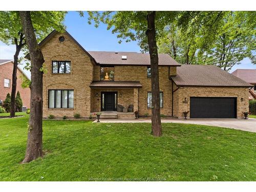 359 Elmgrove Drive, Lakeshore, ON 