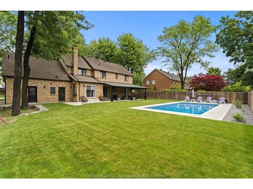 359 Elmgrove Drive, Lakeshore, ON 