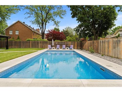 359 Elmgrove Drive, Lakeshore, ON 