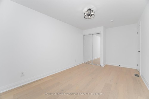 285 Charlton Avenue W, Hamilton, ON - Indoor Photo Showing Other Room