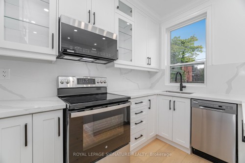 285 Charlton Avenue W, Hamilton, ON - Indoor Photo Showing Kitchen With Stainless Steel Kitchen
