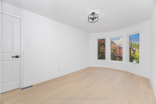 285 Charlton Avenue W, Hamilton, ON - Indoor Photo Showing Other Room