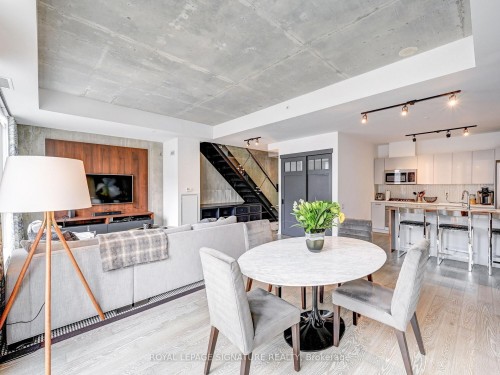 Ph18-39 Brant Street, Toronto, ON - Indoor Photo Showing Dining Room