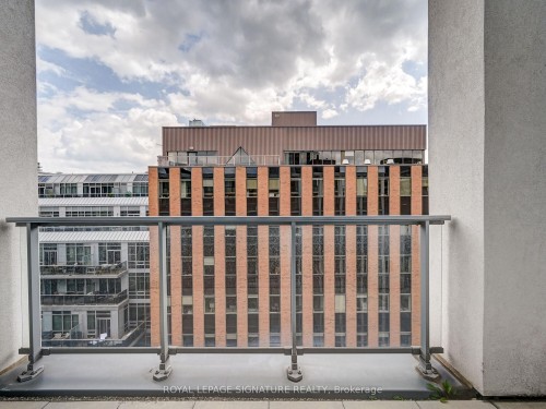 Ph18-39 Brant Street, Toronto, ON - 