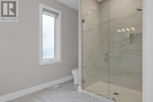 13 - 1465 Station Street, Pelham (Fonthill), ON - Indoor Photo Showing Bathroom