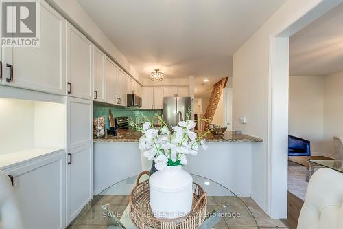 67 Golden Iris Crescent, Hamilton, ON - Indoor Photo Showing Other Room