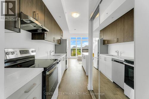 10 - 188 Angus Drive, Ajax, ON - Indoor Photo Showing Kitchen With Upgraded Kitchen
