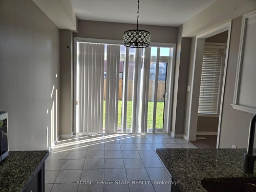 31 Cactus Crescent, Hamilton, ON - Indoor