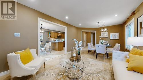 3 Cranborne Crescent, Whitby, ON - Indoor Photo Showing Living Room