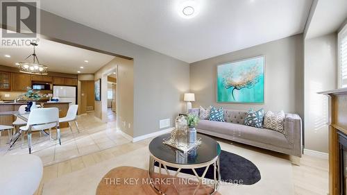 3 Cranborne Crescent, Whitby, ON - Indoor Photo Showing Living Room