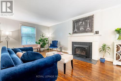 67 Hillcrest Avenue, St. Catharines (Old Glenridge), ON - Indoor Photo Showing Living Room With Fireplace