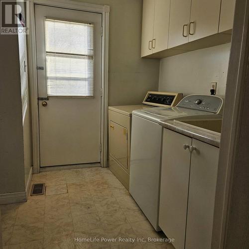 115 Cranston Avenue, Cambridge, ON - Indoor Photo Showing Laundry Room