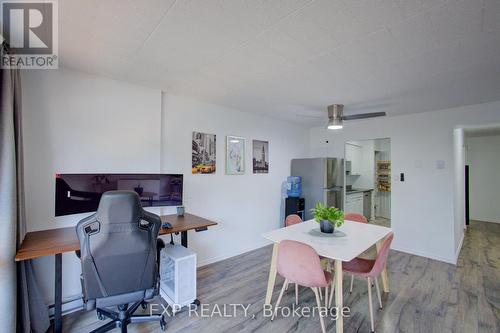 202 - 91 Conroy Crescent, Guelph, ON - Indoor