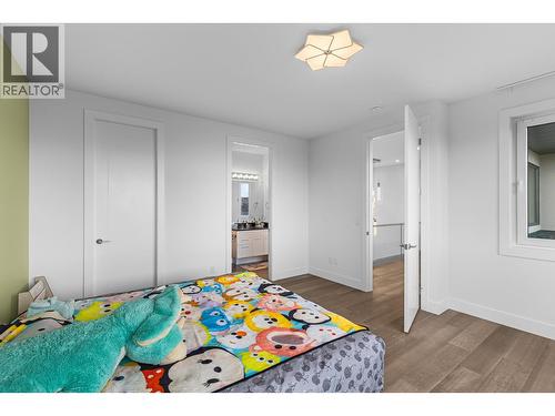 2nd floor bedroom - 1068 Clarance Avenue, Kelowna, BC - Indoor Photo Showing Bedroom