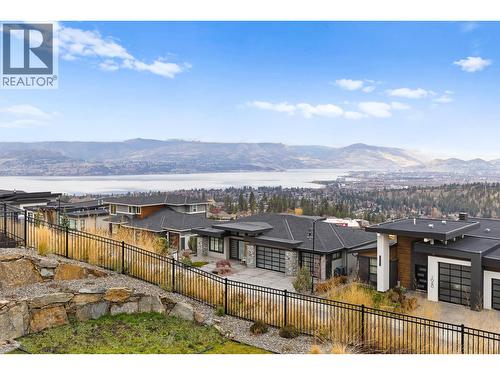 1068 Clarance Avenue, Kelowna, BC - Outdoor With View