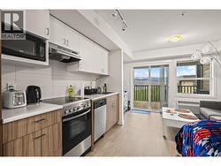 Kitchen & Living room with Patio access - 