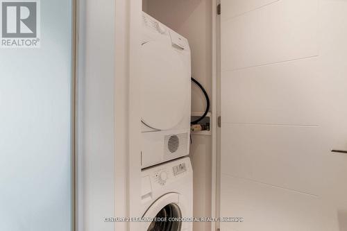 4111 - 488 University Avenue, Toronto, ON - Indoor Photo Showing Laundry Room