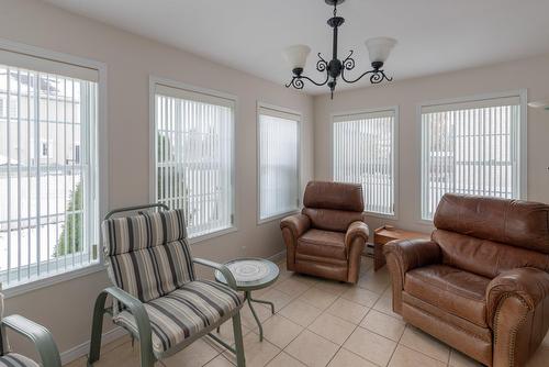 Solarium/Verrière - 5585 Rue Anthony, Brossard, QC - Indoor Photo Showing Living Room