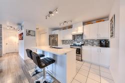 7-6145 Rue de Lusa  Brossard, QC J4Y 0M4