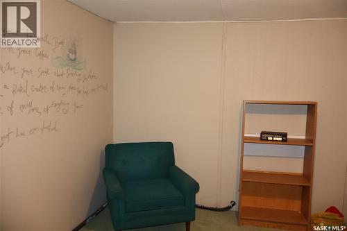 203 5Th Avenue W, Assiniboia, SK - Indoor Photo Showing Other Room