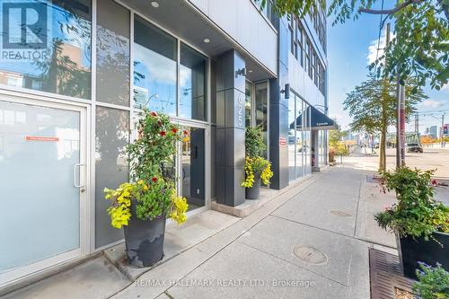 306 - 625 Queen Street E, Toronto, ON - Outdoor