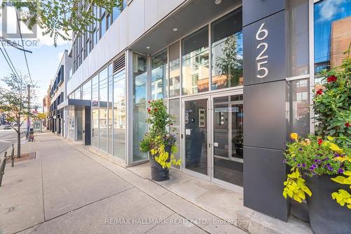 306 - 625 Queen Street E, Toronto, ON - Outdoor