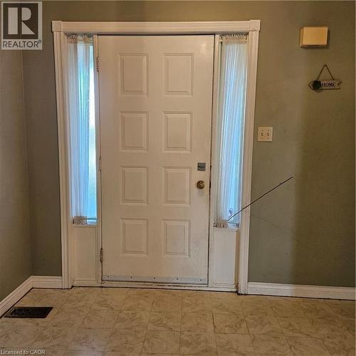 View of foyer entrance - 115 Cranston Avenue, Cambridge, ON - Indoor Photo Showing Other Room