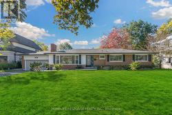 1554 LOCHLIN TRAIL  Mississauga, ON L5G 3V7