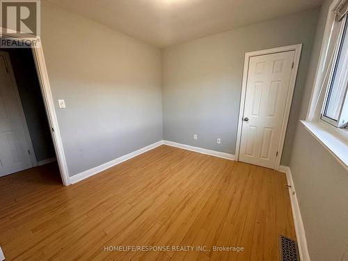 1554 Lochlin Trail, Mississauga, ON - Indoor Photo Showing Other Room