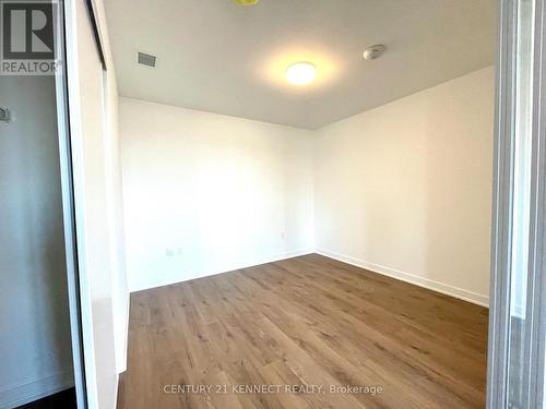 806 - 395 Dundas Street W, Oakville, ON - Indoor Photo Showing Other Room