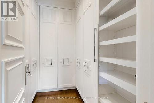 276 Strathallan Wood, Toronto, ON - Indoor