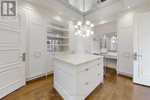 276 Strathallan Wood, Toronto, ON - Indoor