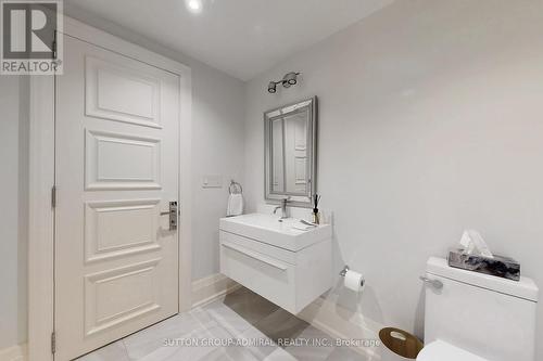 276 Strathallan Wood, Toronto, ON - Indoor Photo Showing Bathroom