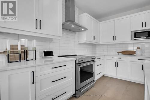 418 Old Wonderland Road, London South (South N), ON 