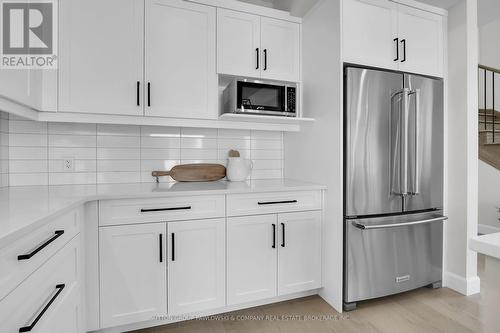 418 Old Wonderland Road, London South (South N), ON 