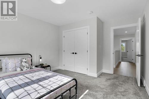 418 Old Wonderland Road, London South (South N), ON 