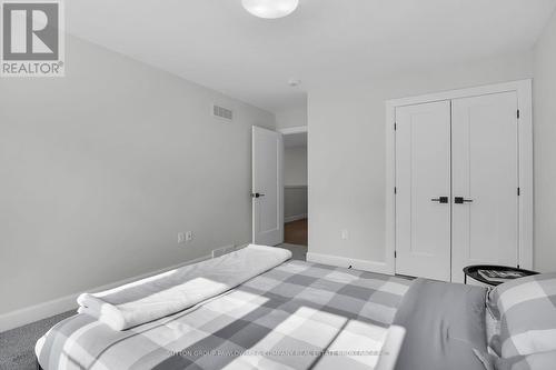 418 Old Wonderland Road, London South (South N), ON 