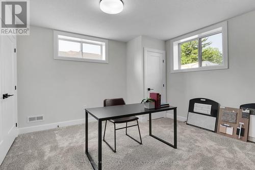 418 Old Wonderland Road, London South (South N), ON 