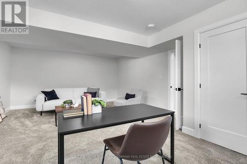 418 Old Wonderland Road, London South (South N), ON 