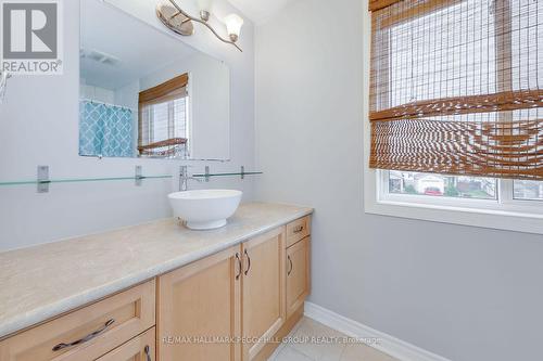 14 D'Ambrosio Drive, Barrie, ON - Indoor Photo Showing Bathroom