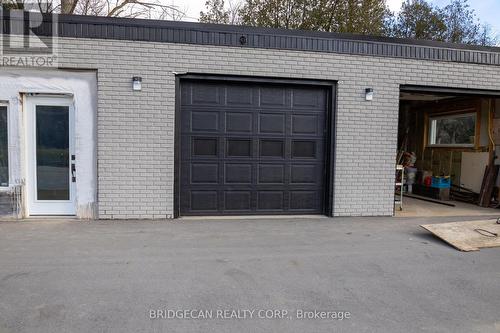 75 Robinson Road, Cambridge, ON - Outdoor