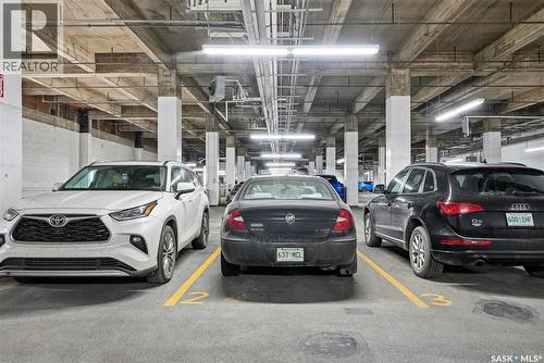 429 120 23Rd Street E, Saskatoon, SK - Indoor Photo Showing Garage