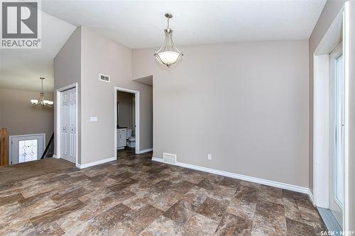 211 Mccallum Way, Saskatoon, SK - Indoor Photo Showing Other Room