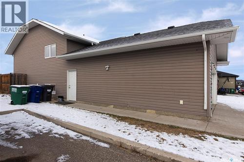 211 Mccallum Way, Saskatoon, SK - Outdoor With Exterior