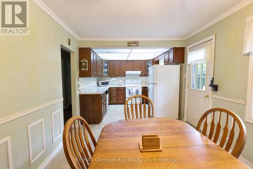 1 Lindale Avenue, Tiny, ON - Indoor Photo Showing Dining Room