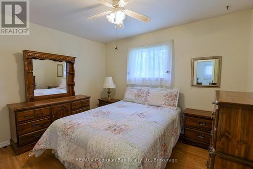 1 Lindale Avenue, Tiny, ON - Indoor Photo Showing Bedroom